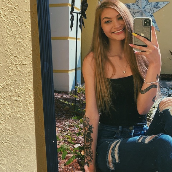 Meet your Posher, Jaycee - Picture 1 of 1